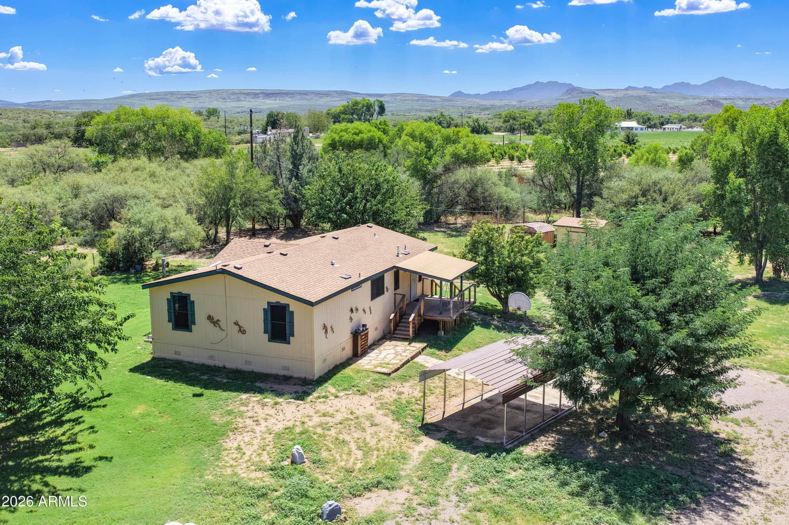 24950 W Joshua Boulevard, Kirkland, AZ 86332 — photo 4 of 56
