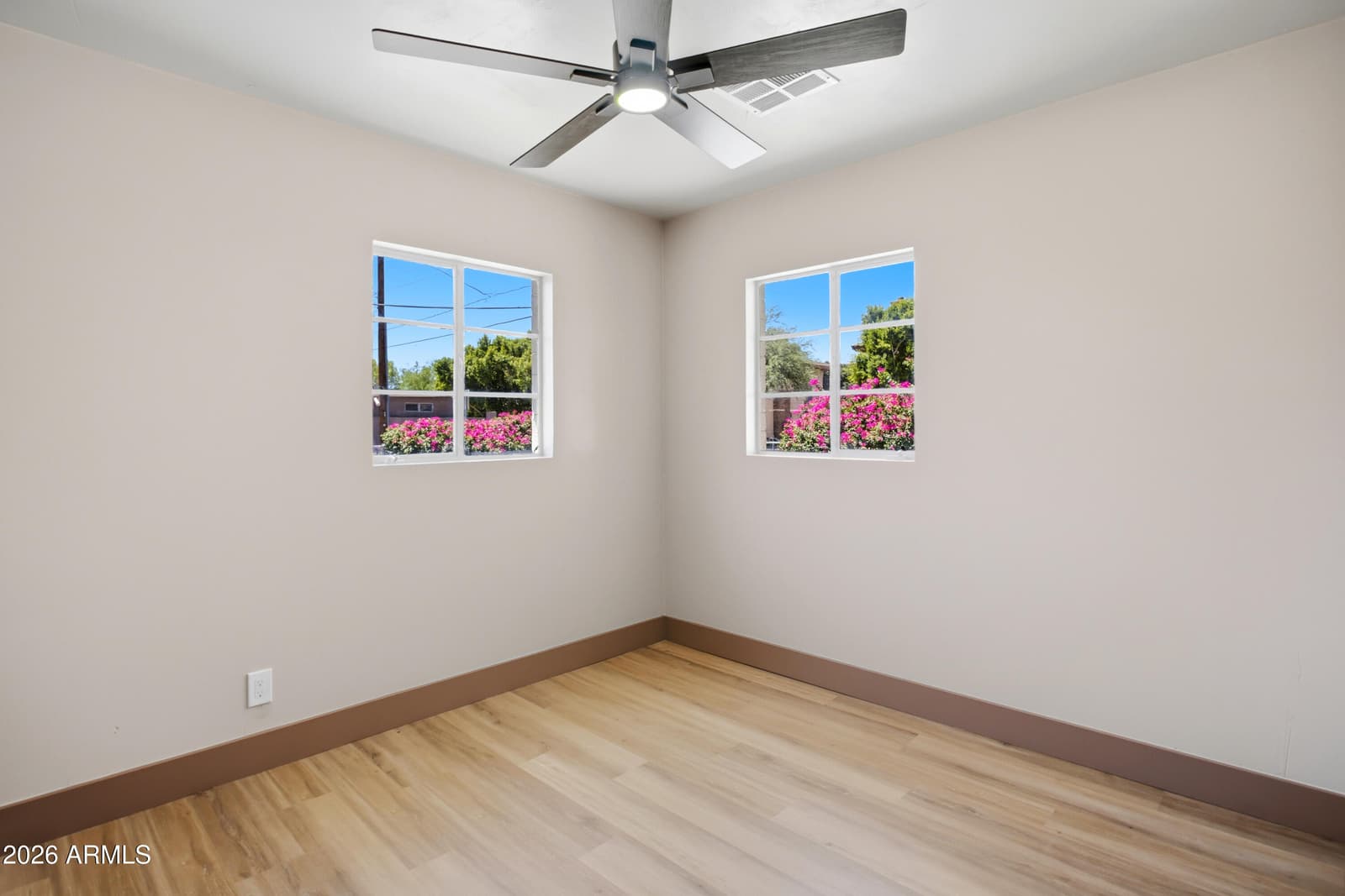 2201 E Campbell Avenue, Phoenix, AZ 85016 — photo 9 of 16