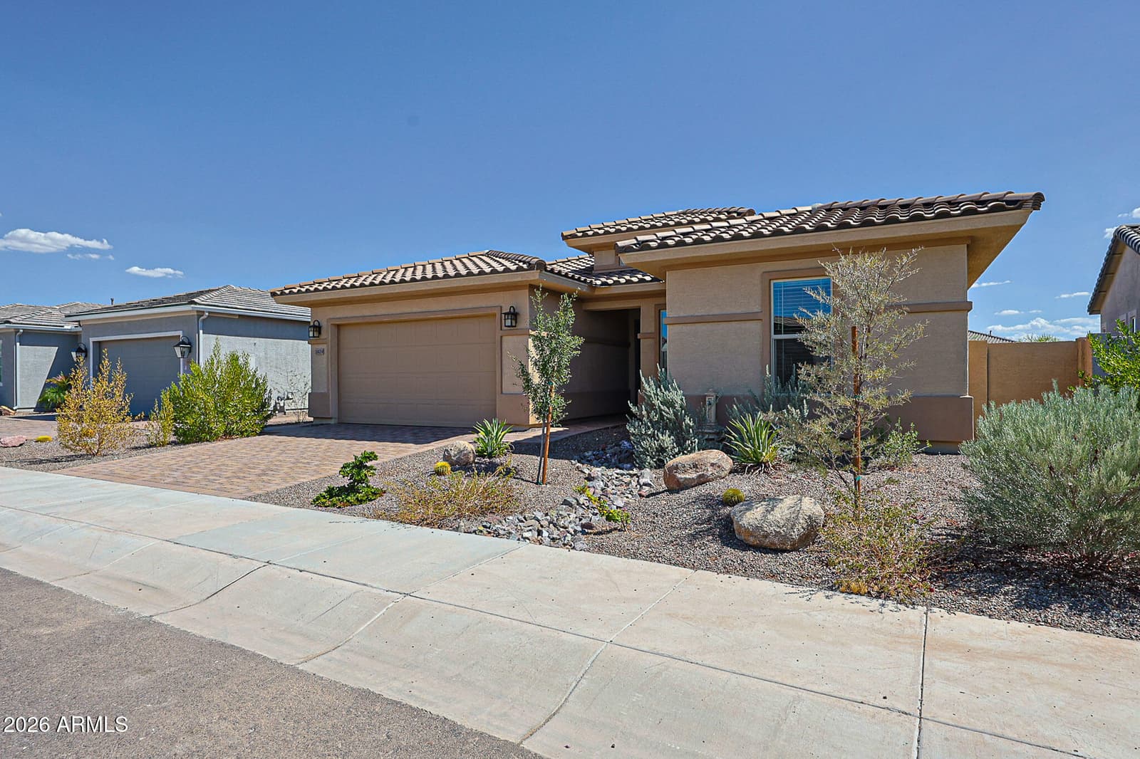 18119 W Silverwood Drive, Goodyear, AZ 85338 — photo 2 of 100