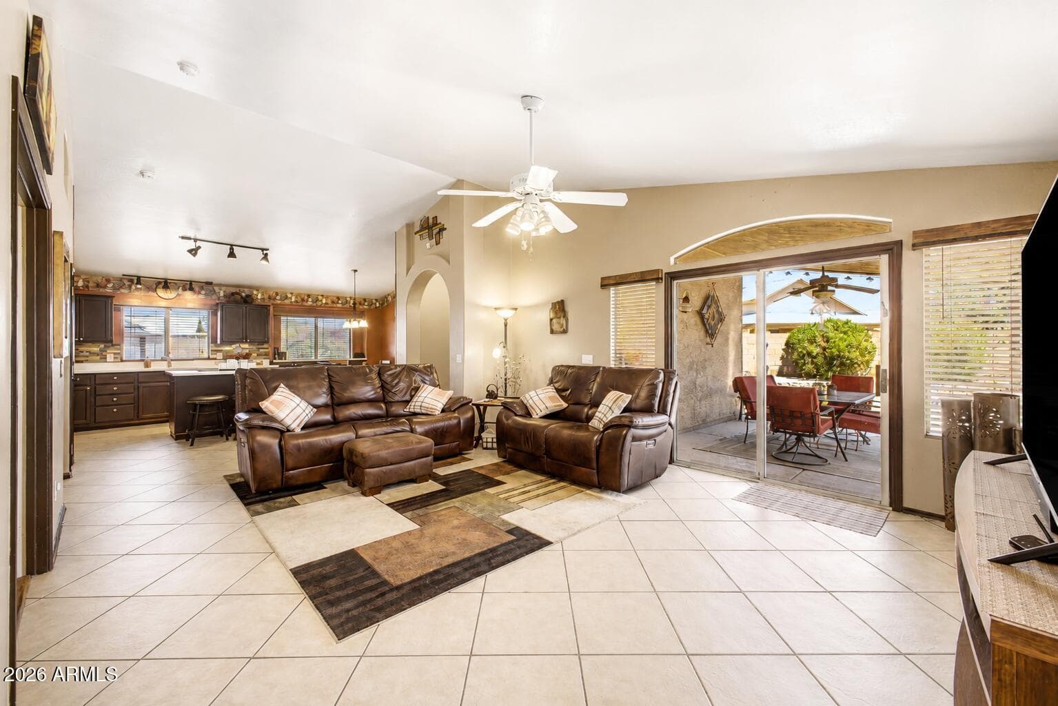 102 W Morrow Drive, Phoenix, AZ 85027 — photo 4 of 24