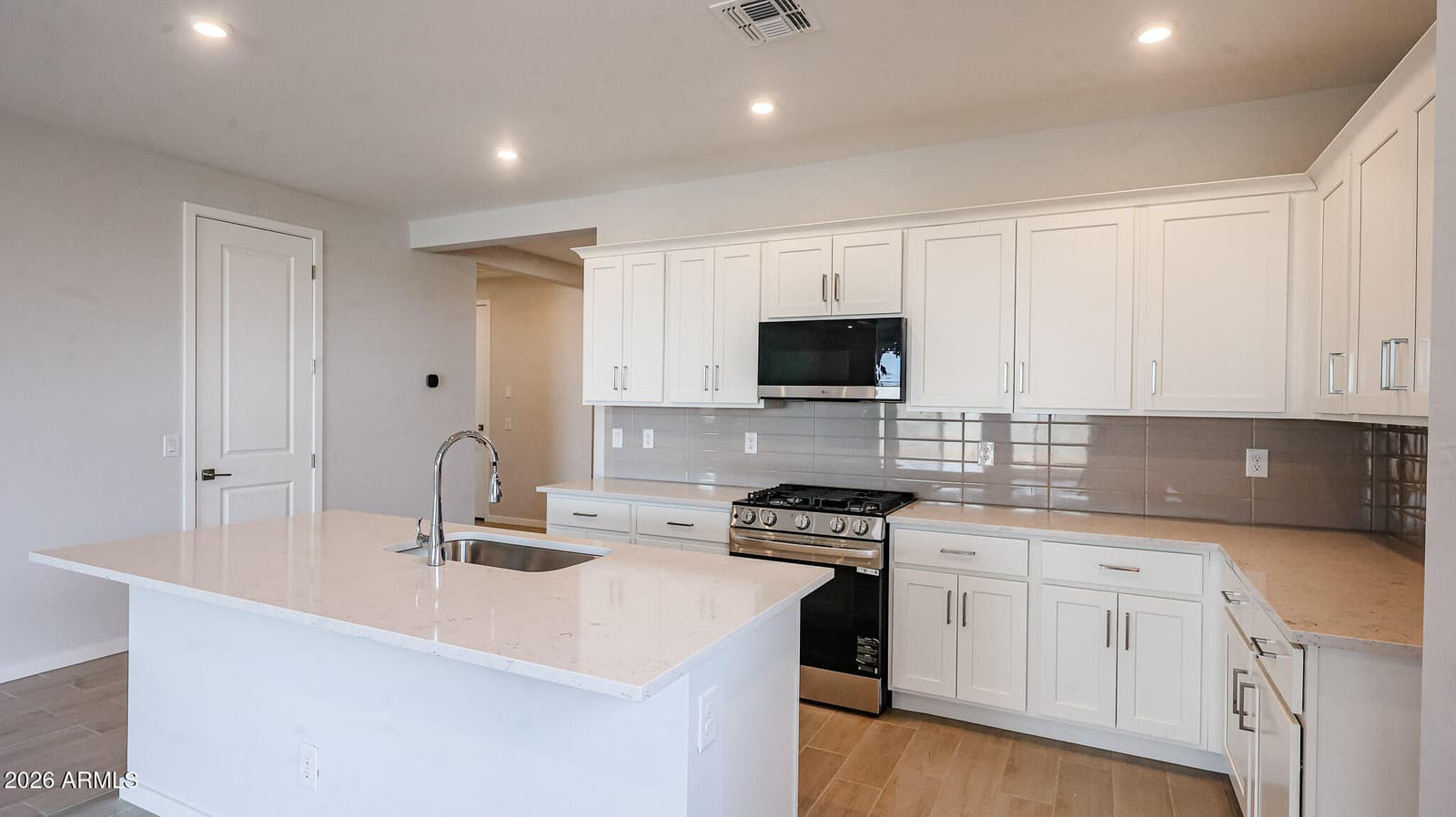 23022 W Irma Lane, Surprise, AZ 85387 — photo 6 of 32