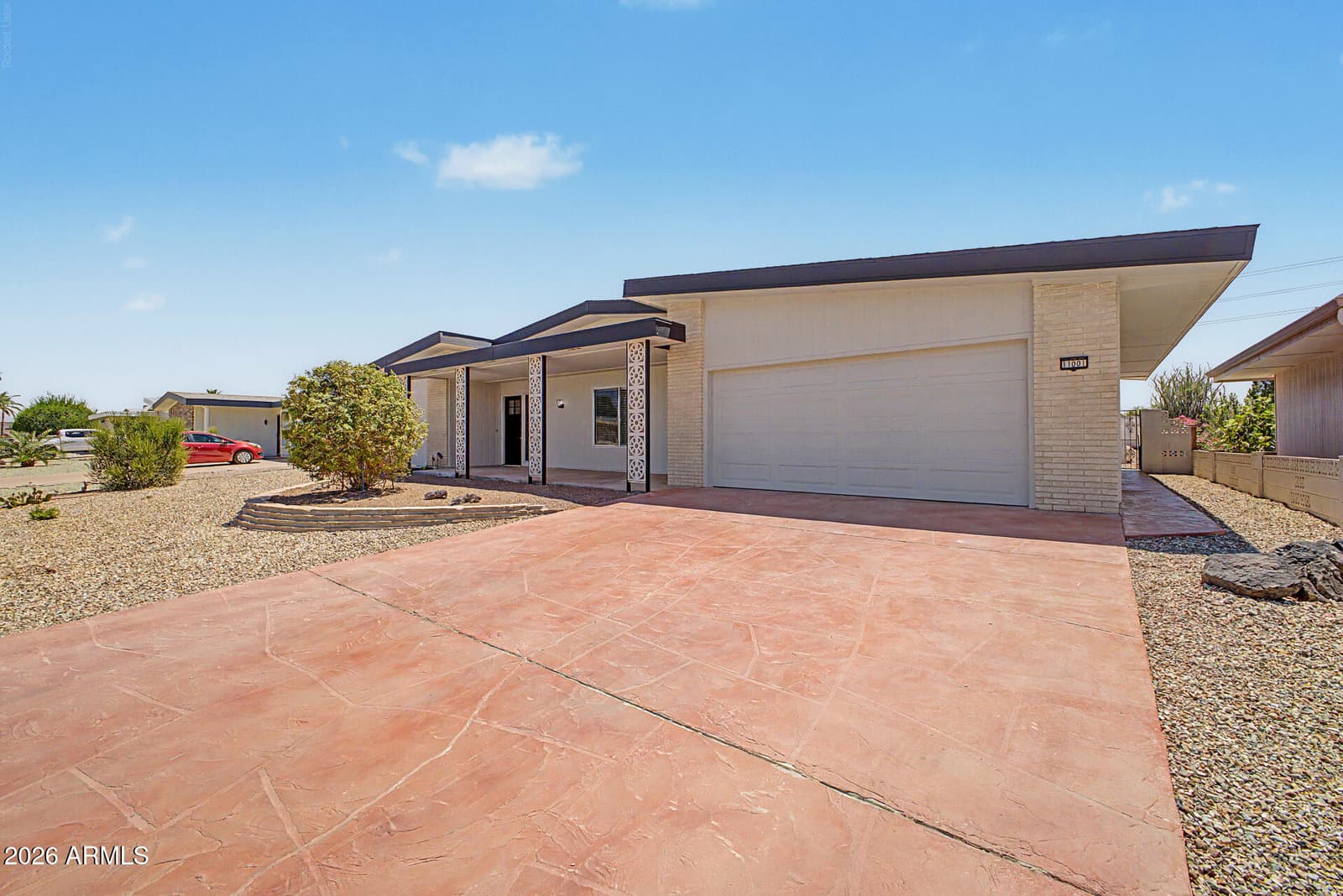 11001 W Granada Drive, Sun City, AZ 85373 — photo 2 of 34