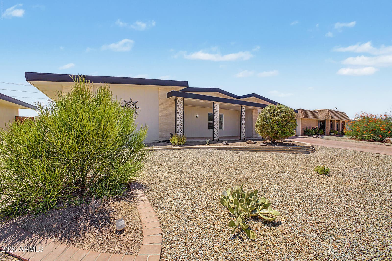 11001 W Granada Drive, Sun City, AZ 85373 — photo 4 of 34