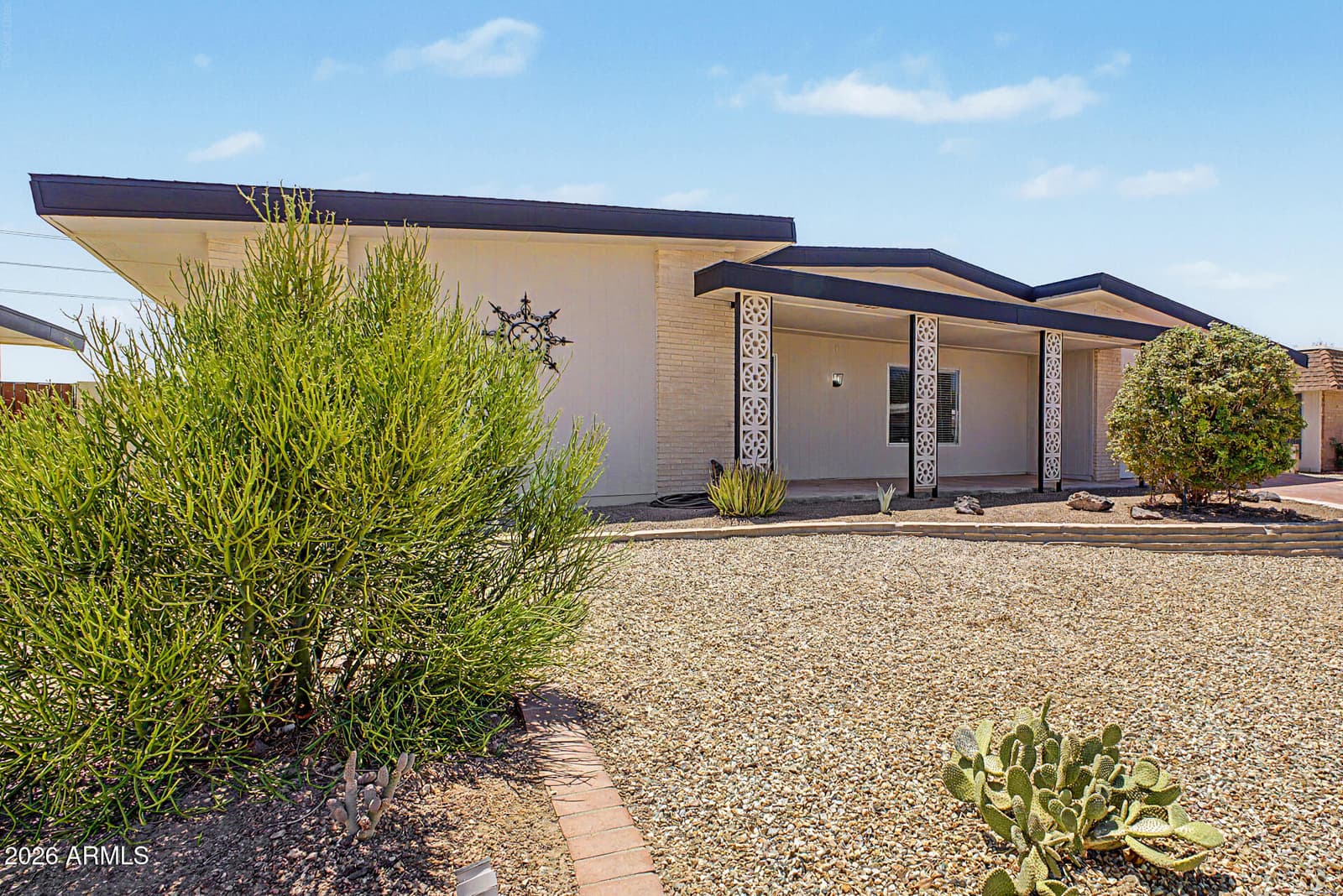 11001 W Granada Drive, Sun City, AZ 85373 — photo 5 of 34