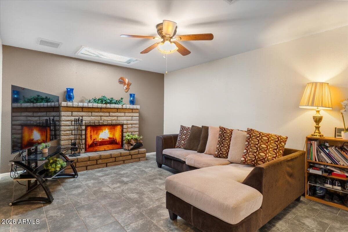908 W Laguna Azul Avenue, Mesa, AZ 85210 — photo 10 of 35