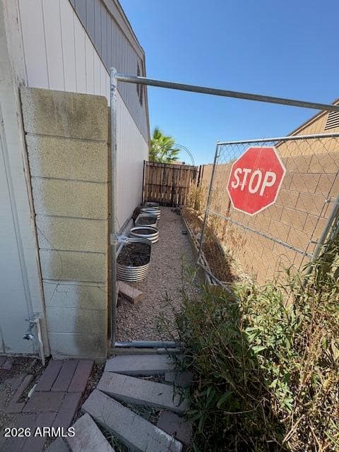 6826 W Canterbury Drive, Peoria, AZ 85345 — photo 21 of 33