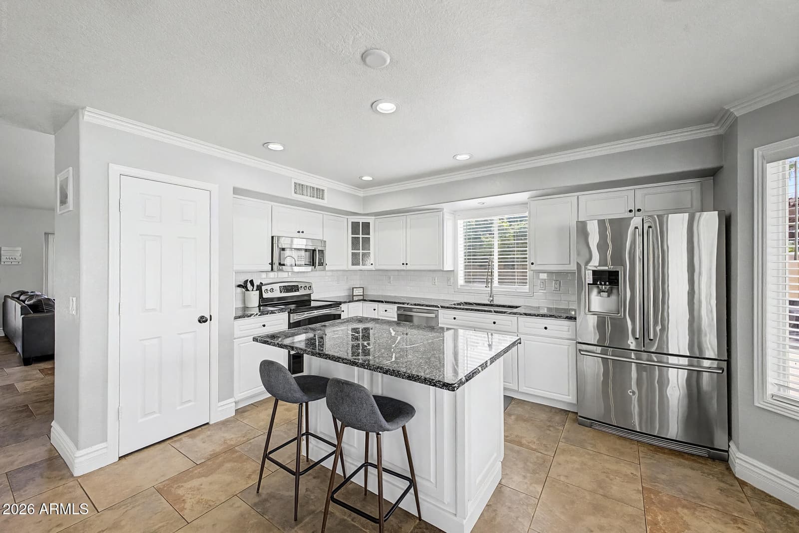 412 S Bonito Drive, Gilbert, AZ 85233 — photo 4 of 48