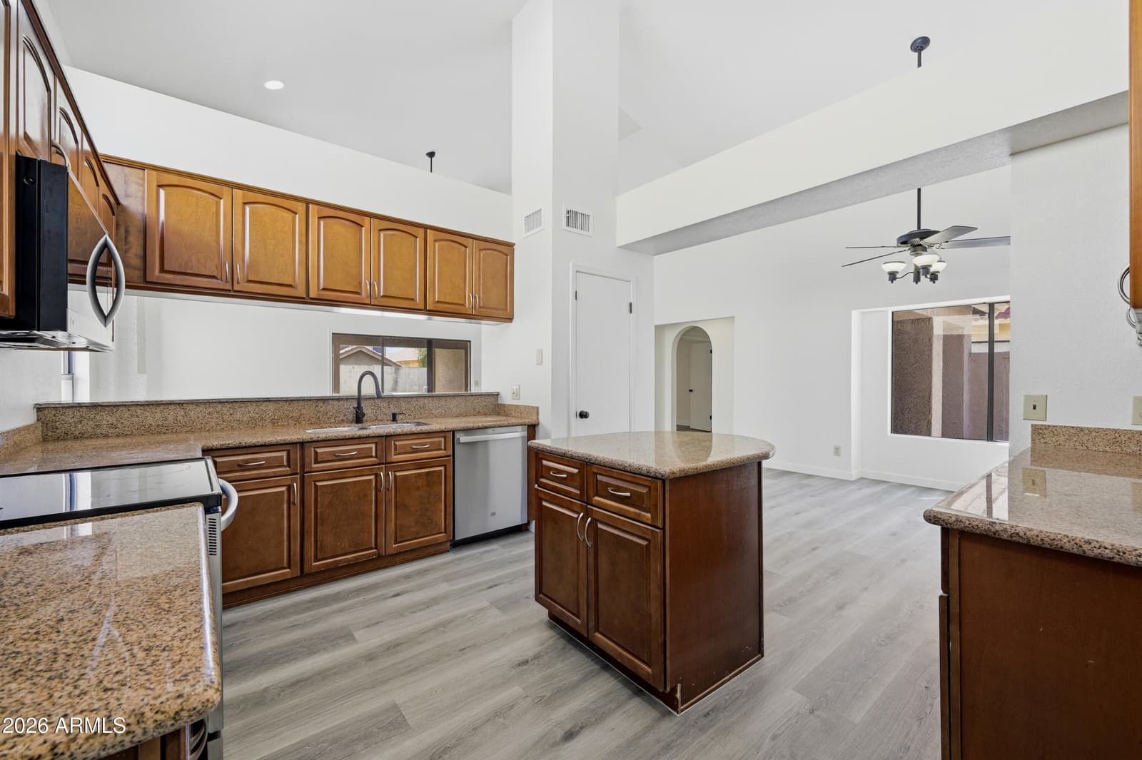 14433 S 41st Place, Phoenix, AZ 85044 — photo 8 of 29