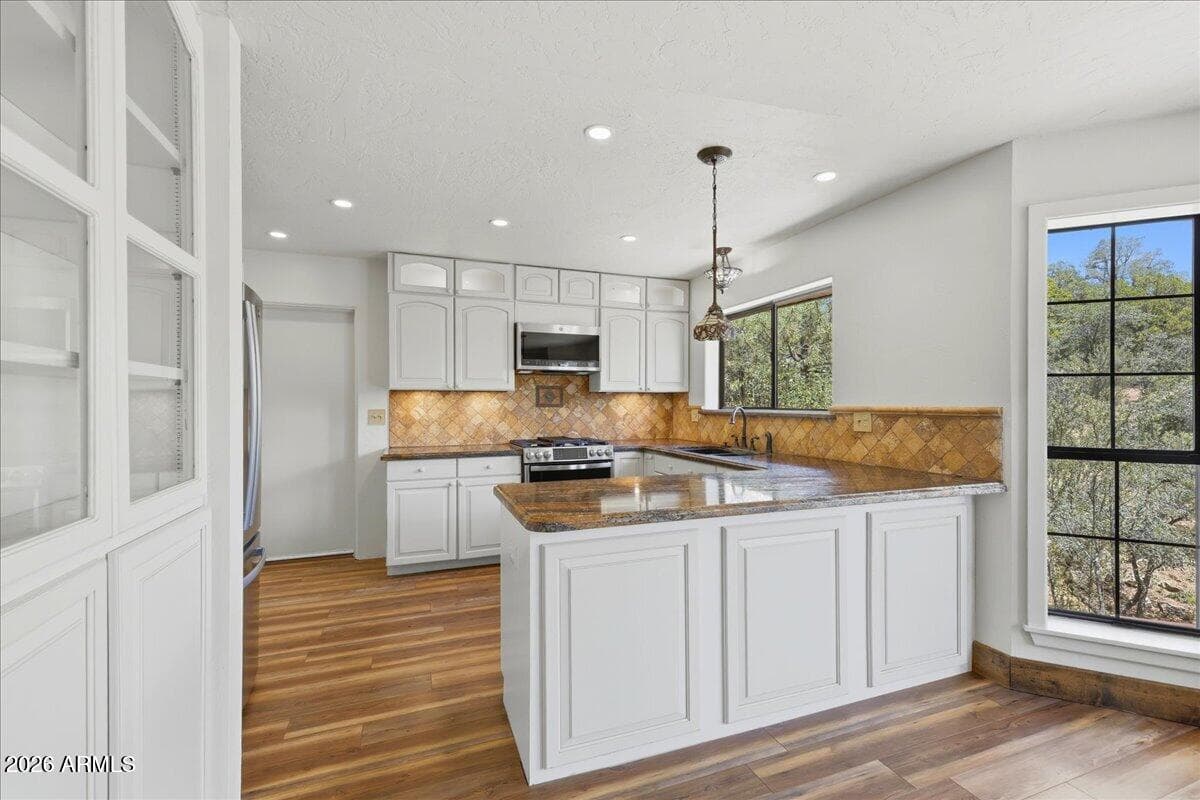 1739 Broken Arrow Drive, Prescott, AZ 86303 — photo 9 of 24