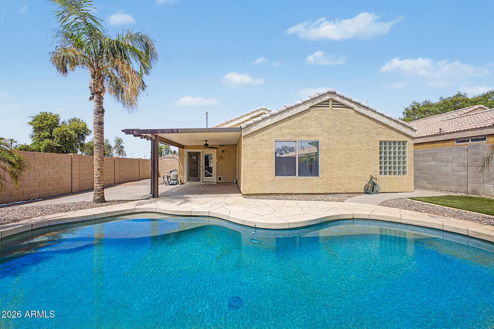 1687 E Cheyenne Street, Gilbert, AZ 85296 — photo 3 of 58