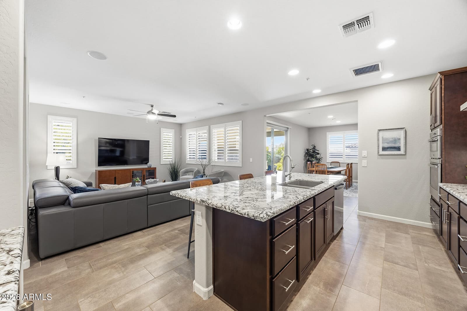 13335 W Milton Drive, Peoria, AZ 85383 — photo 12 of 52