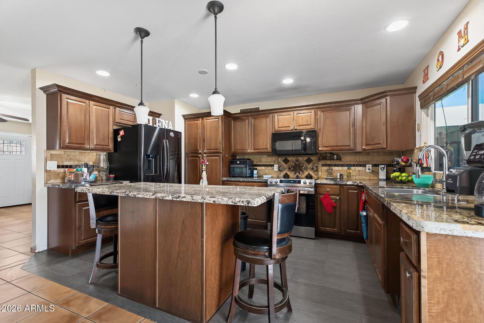 7120 W Mulberry Drive, Phoenix, AZ 85033 — photo 4 of 19