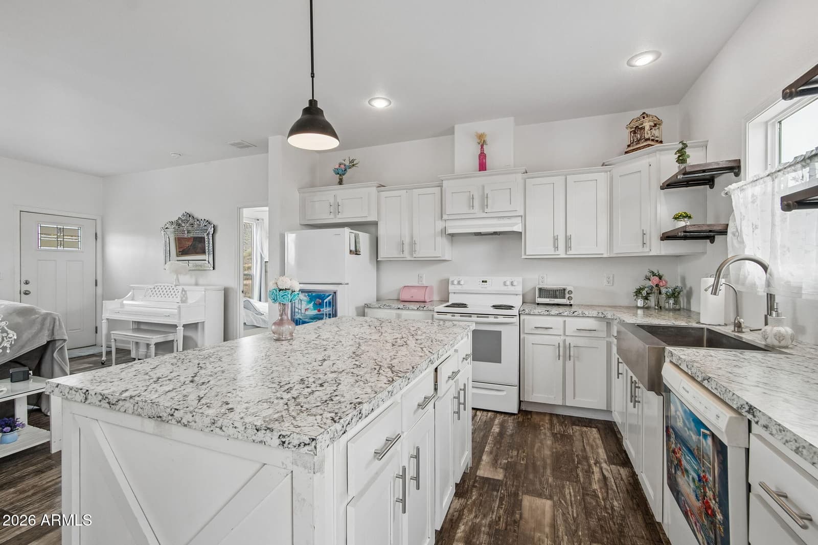 41929 N 3rd Street, Phoenix, AZ 85086 — photo 11 of 39