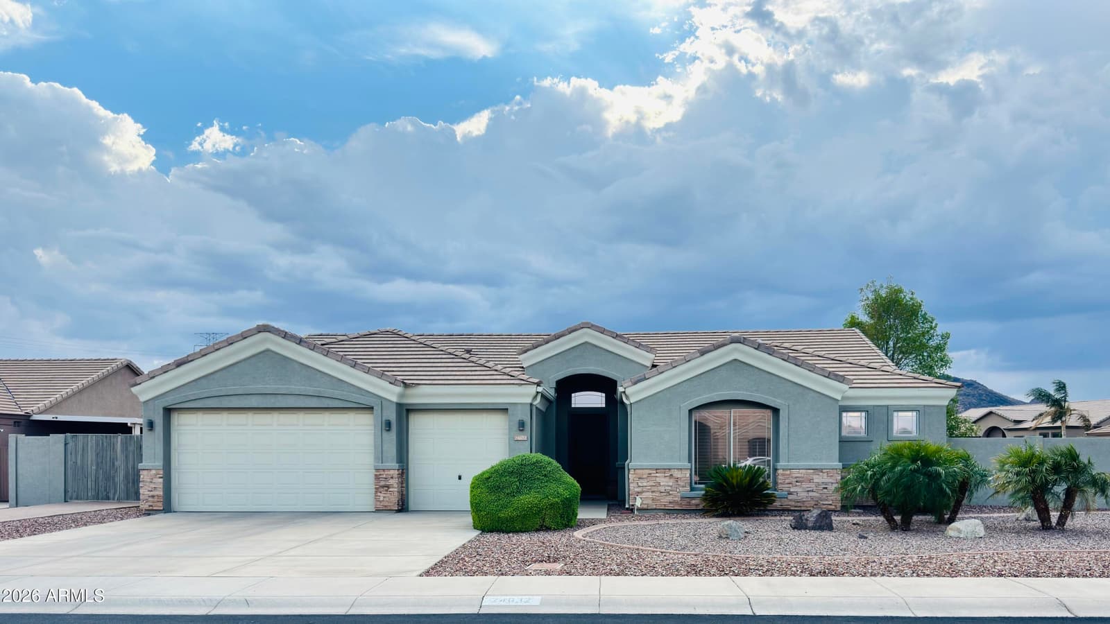 24632 N 46th Avenue, Glendale, AZ 85310 — photo 1 of 27