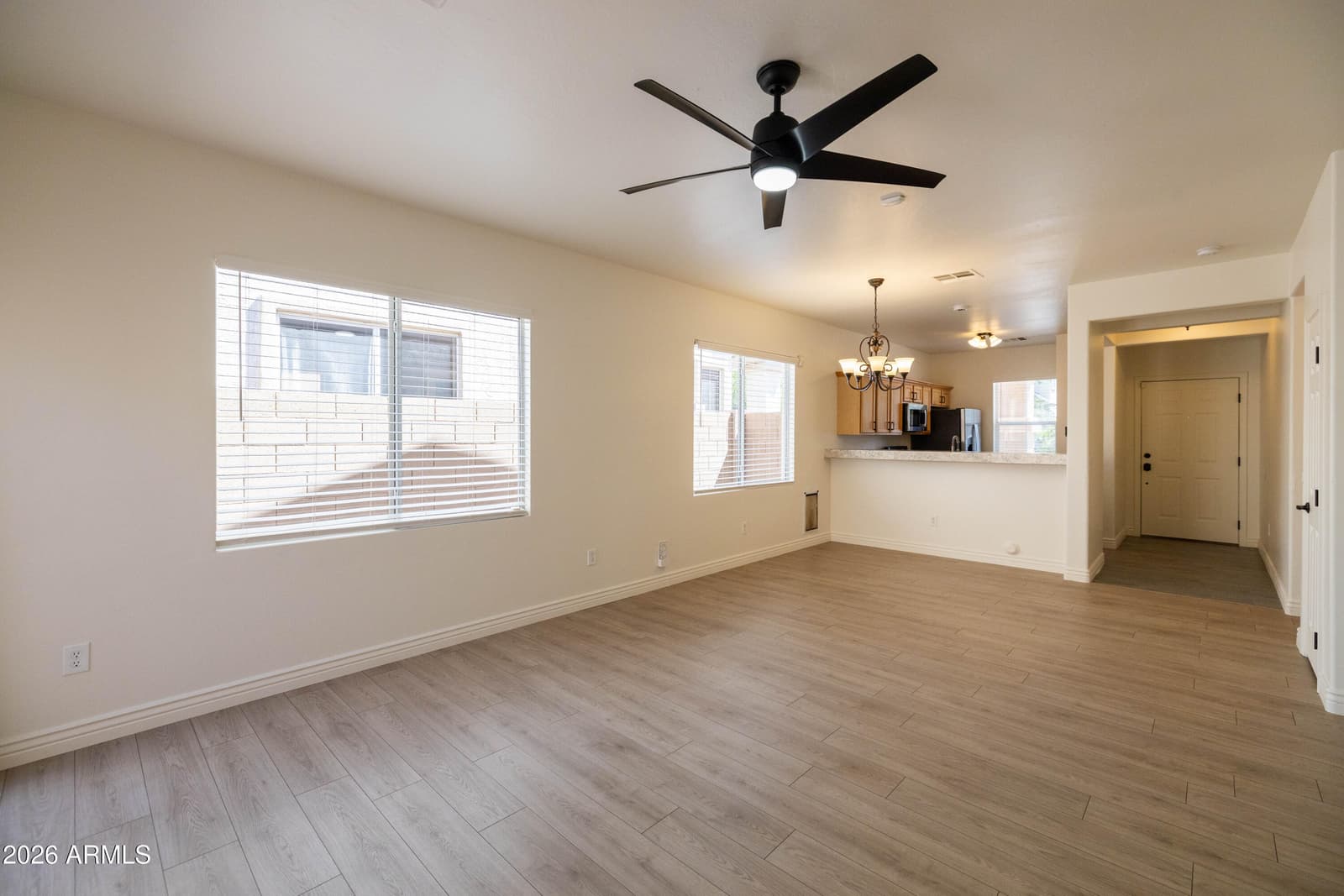 2242 S Barrington, Mesa, AZ 85209 — photo 14 of 34
