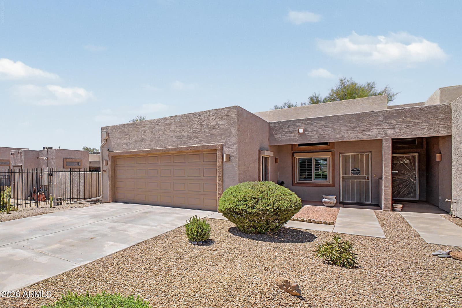 948 S Lawther Drive, Apache Junction, AZ 85120 — photo 1 of 40
