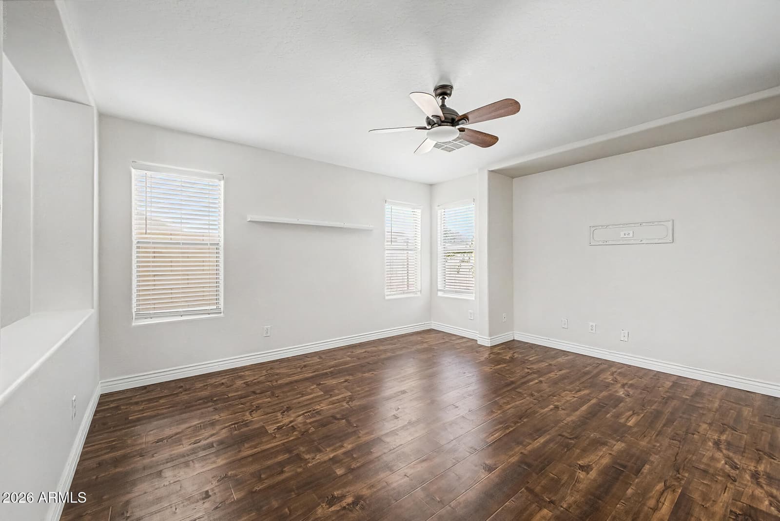 6509 W Red Fox Road, Phoenix, AZ 85083 — photo 10 of 42