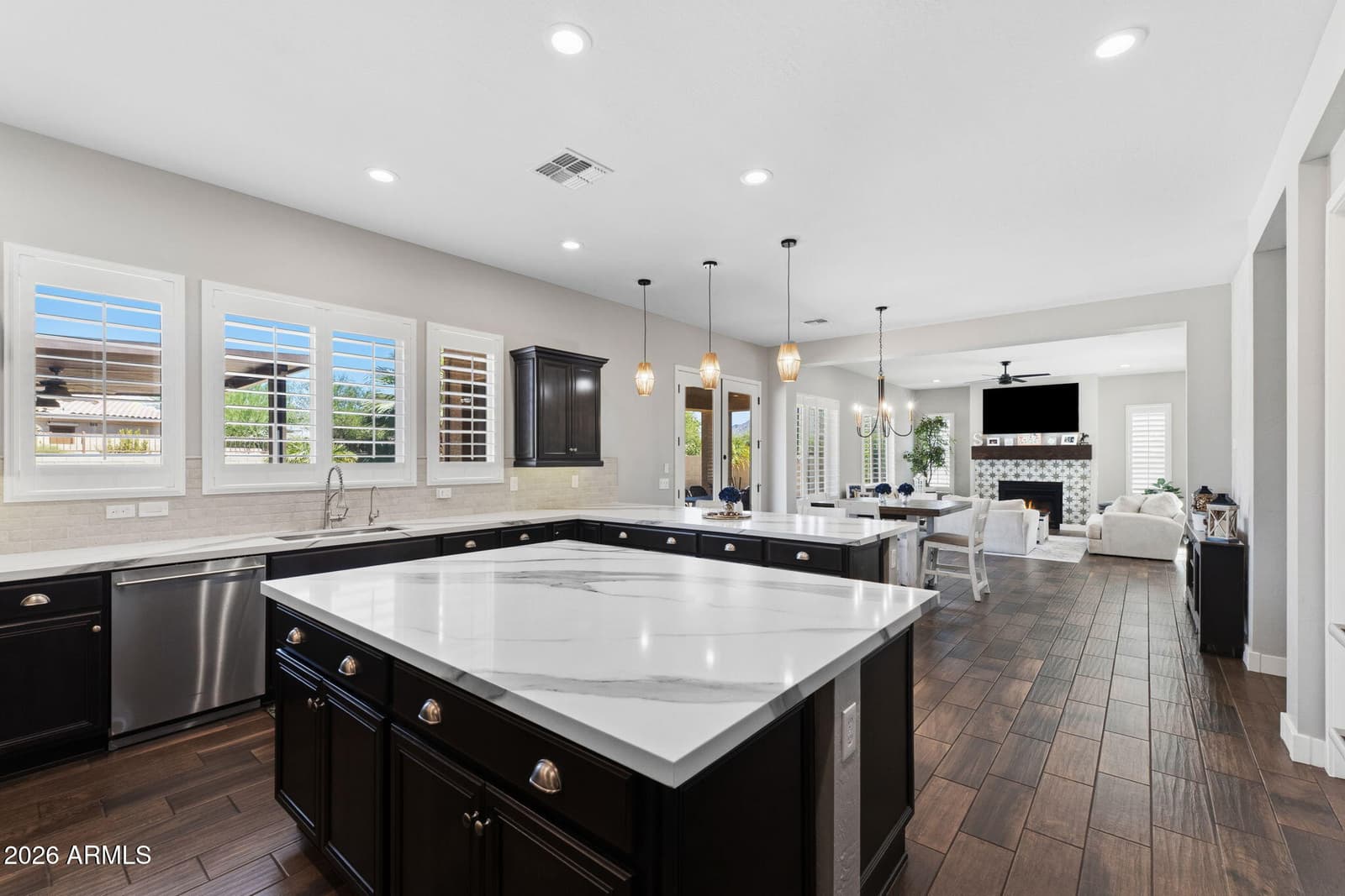 7573 S Frontier Street, Gilbert, AZ 85298 — photo 15 of 46
