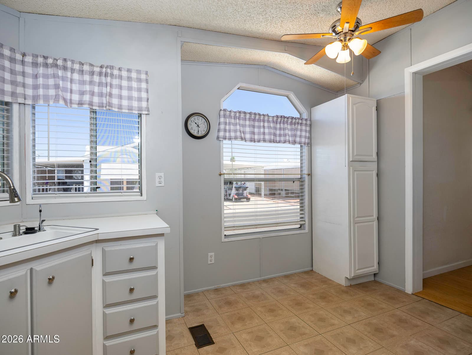 450 W Sunwest Drive 168, Casa Grande, AZ 85122 — photo 15 of 33