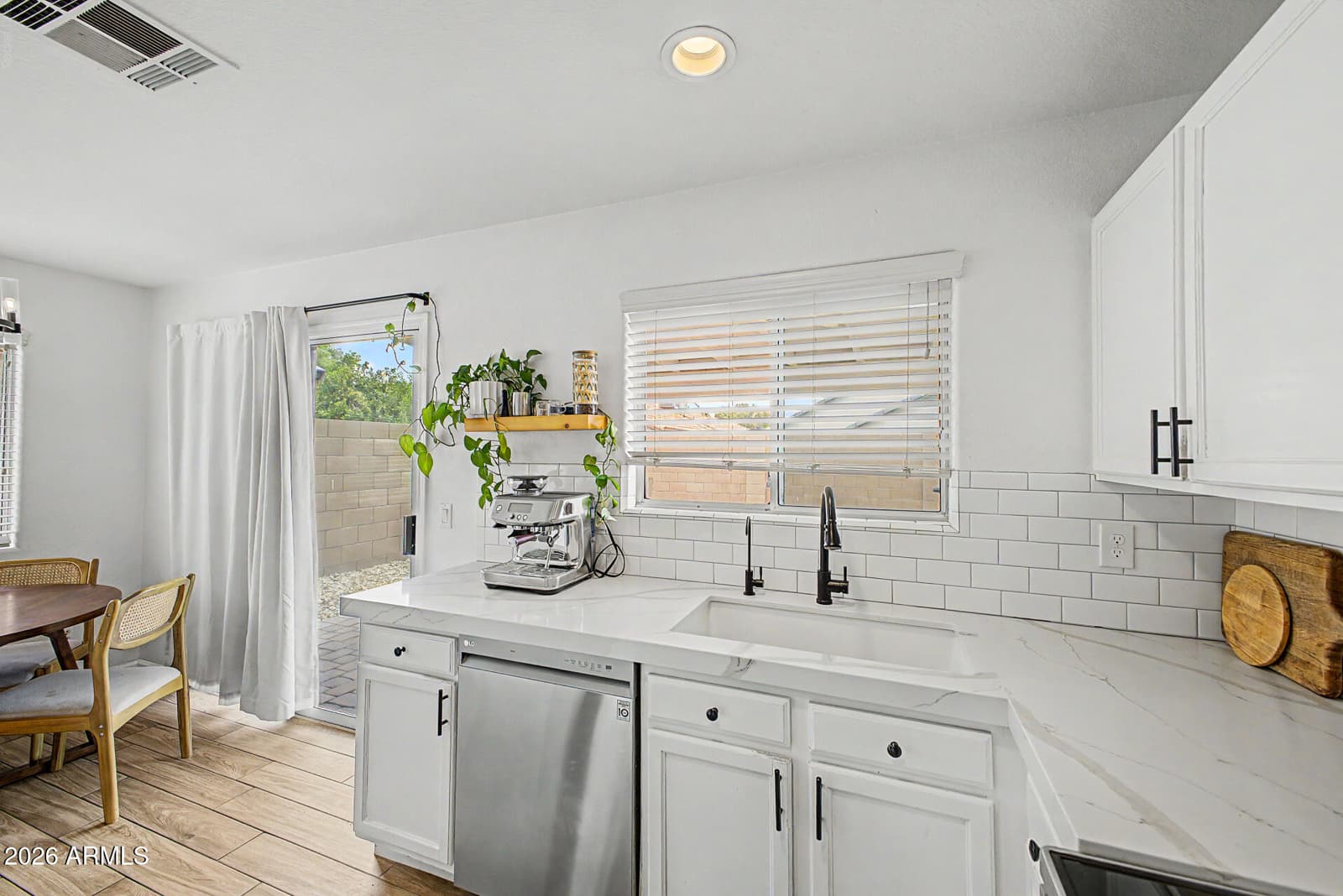 3035 W Covey Lane, Phoenix, AZ 85027 — photo 12 of 30