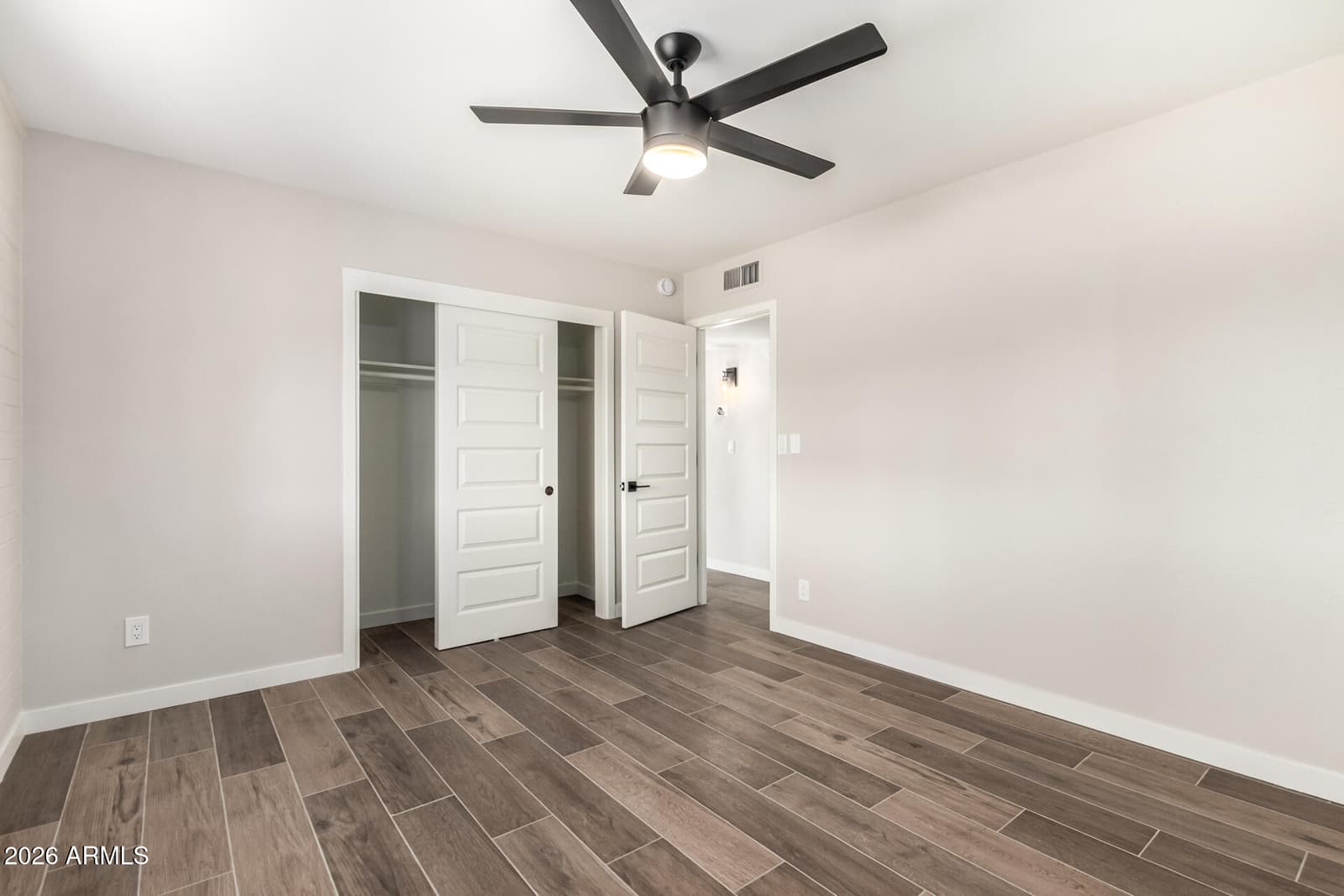 11016 W Sun City Boulevard, Sun City, AZ 85351 — photo 10 of 26