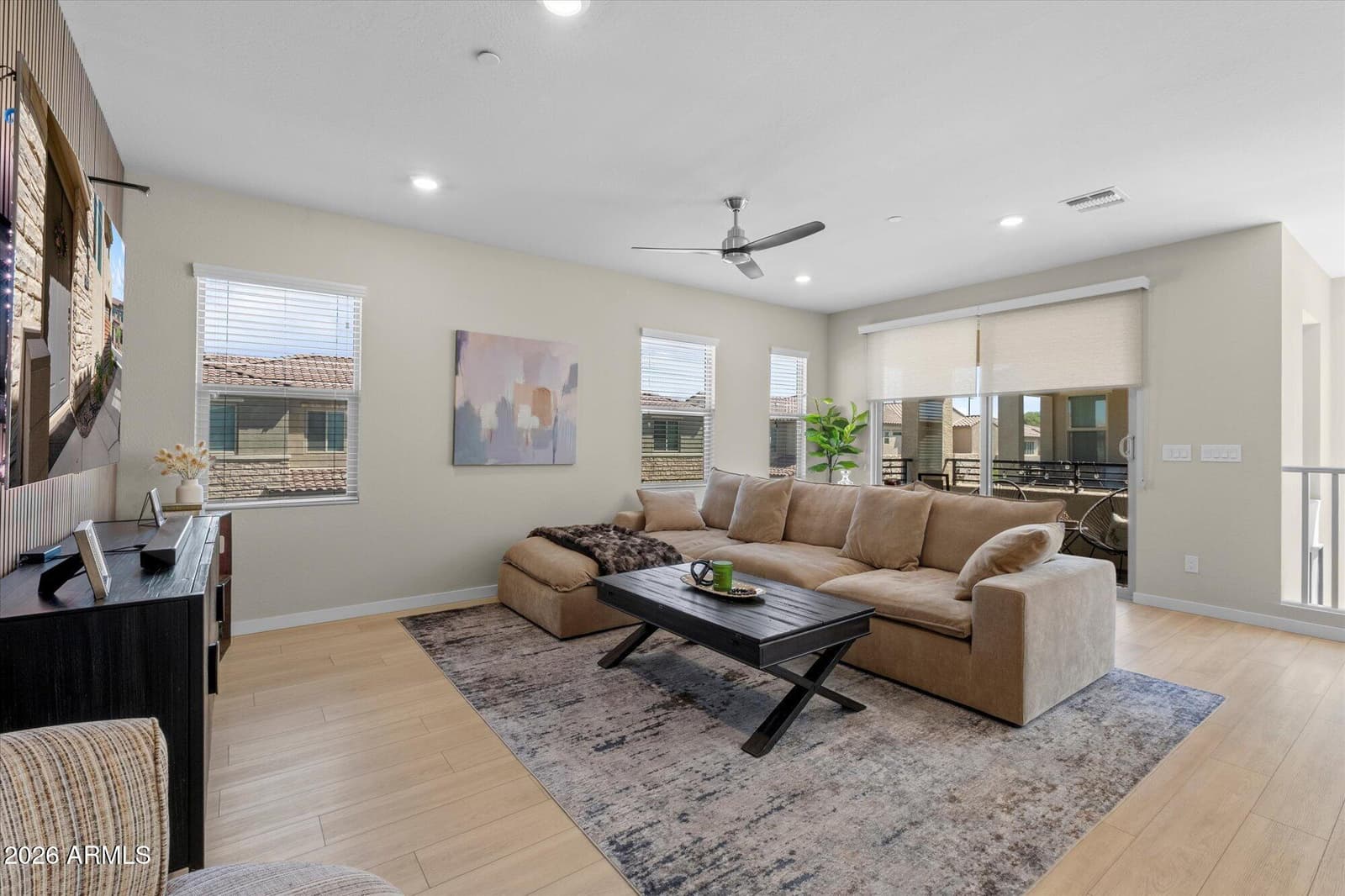 733 E Lark Street 202, Gilbert, AZ 85297 — photo 8 of 37