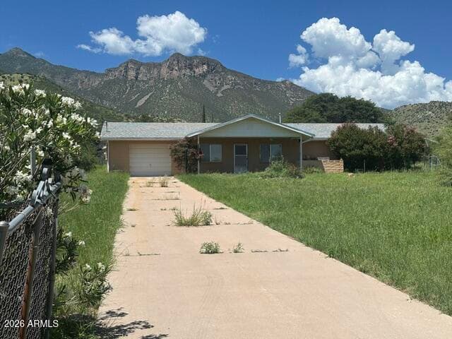 8112 S High Road, Hereford, AZ 85615 — photo 1 of 30