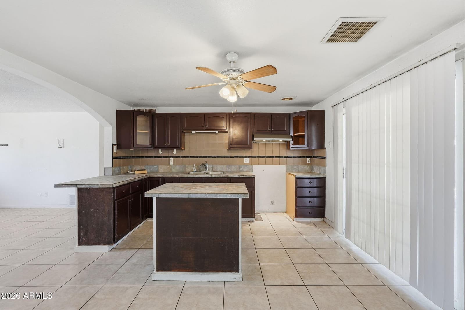6812 W Virginia Avenue, Phoenix, AZ 85035 — photo 3 of 21