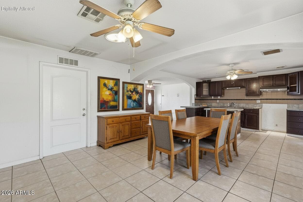 6812 W Virginia Avenue, Phoenix, AZ 85035 — photo 5 of 21