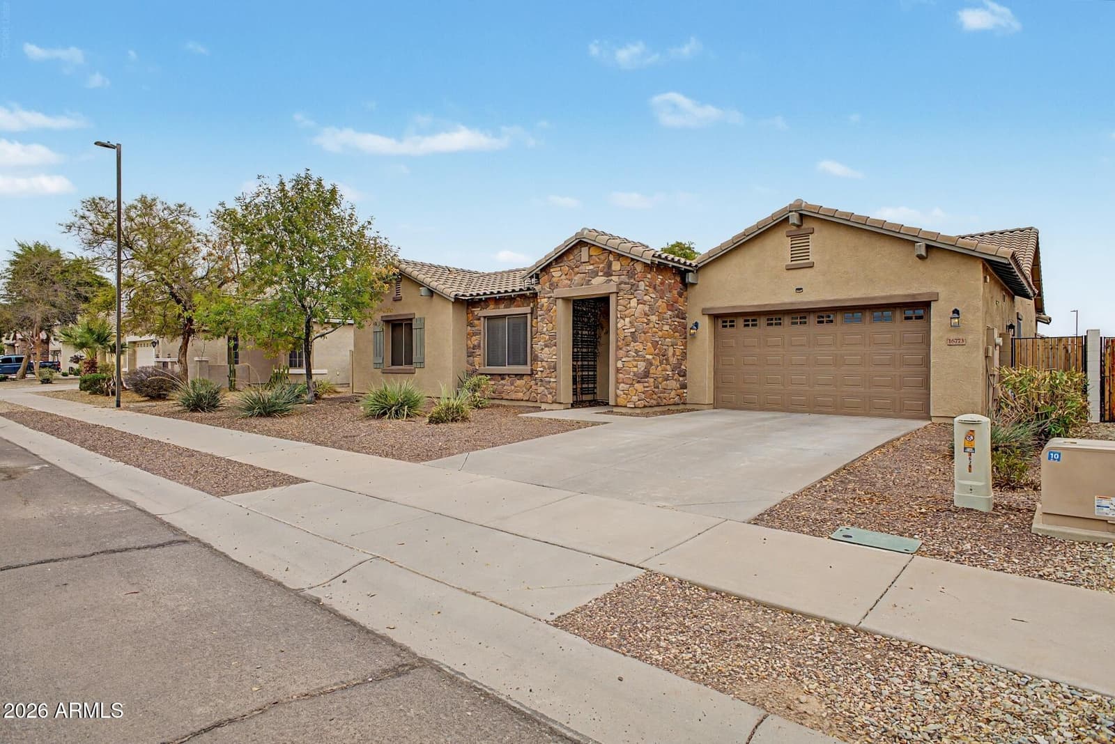 16773 W Apache Street, Goodyear, AZ 85338 — photo 4 of 54