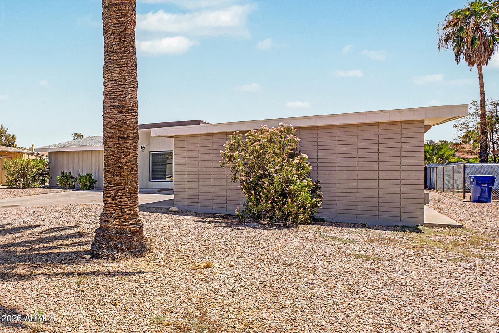 839 S Saranac Avenue, Mesa, AZ 85208 — photo 4 of 45