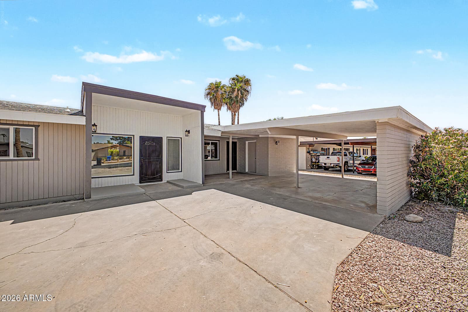 839 S Saranac Avenue, Mesa, AZ 85208 — photo 7 of 45