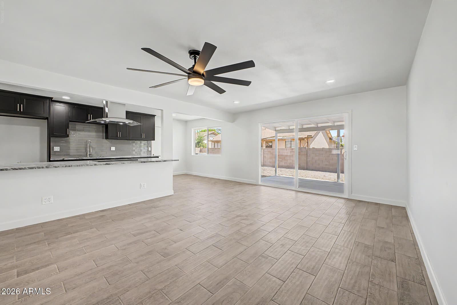 839 S Saranac Avenue, Mesa, AZ 85208 — photo 12 of 45