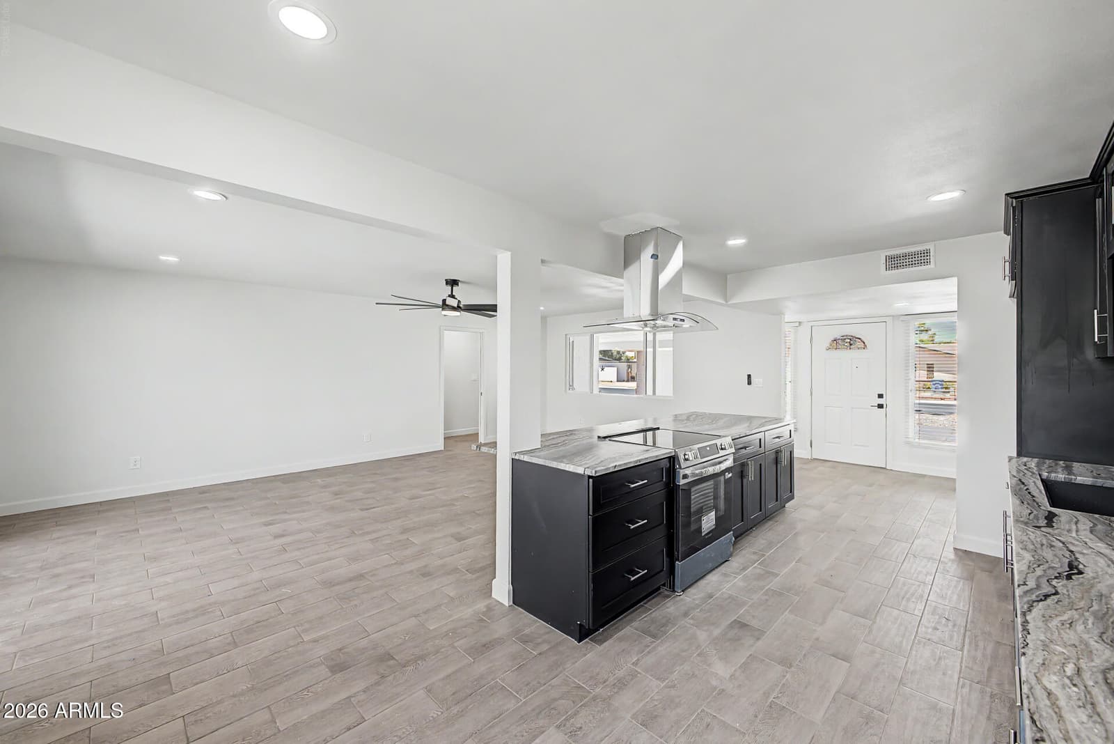 839 S Saranac Avenue, Mesa, AZ 85208 — photo 18 of 45