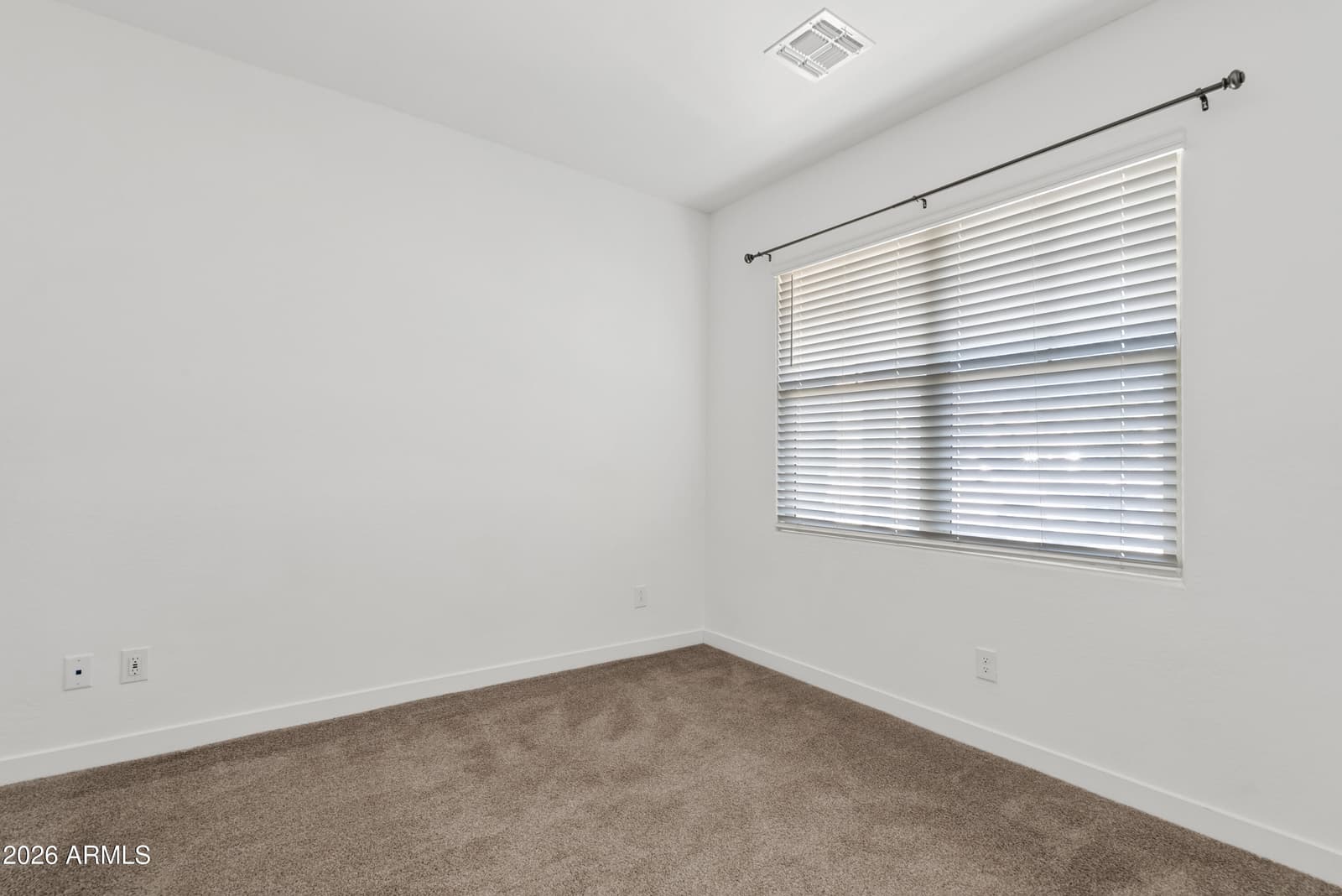 4658 S Vapor, Mesa, AZ 85212 — photo 2 of 50