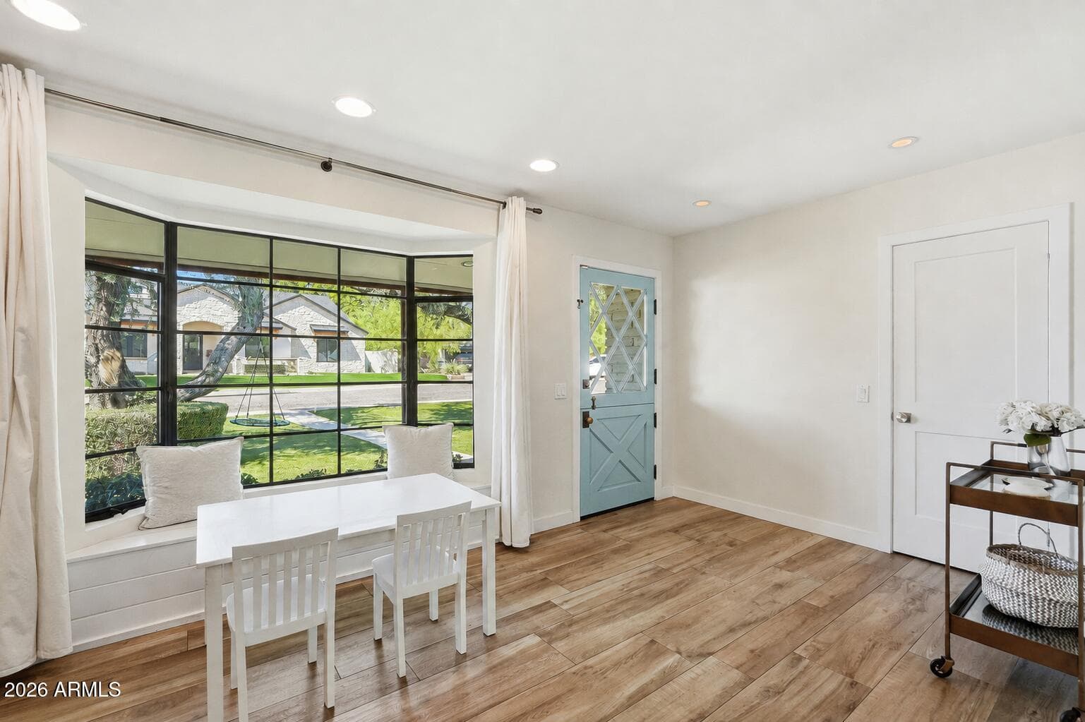 3427 E Mariposa Street, Phoenix, AZ 85018 — photo 5 of 37