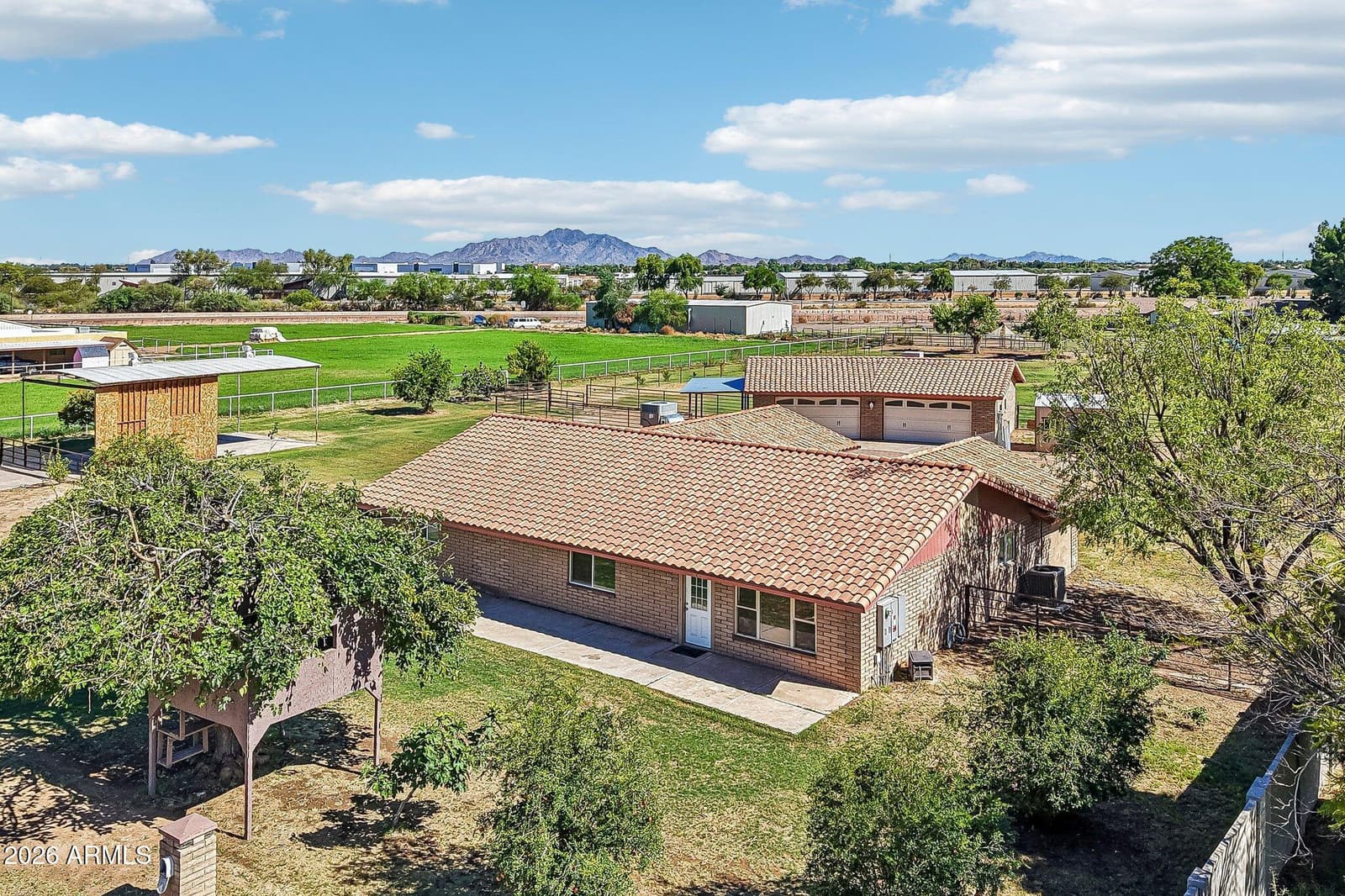 12137 E Bluebird Drive, Chandler, AZ 85286 — photo 2 of 30