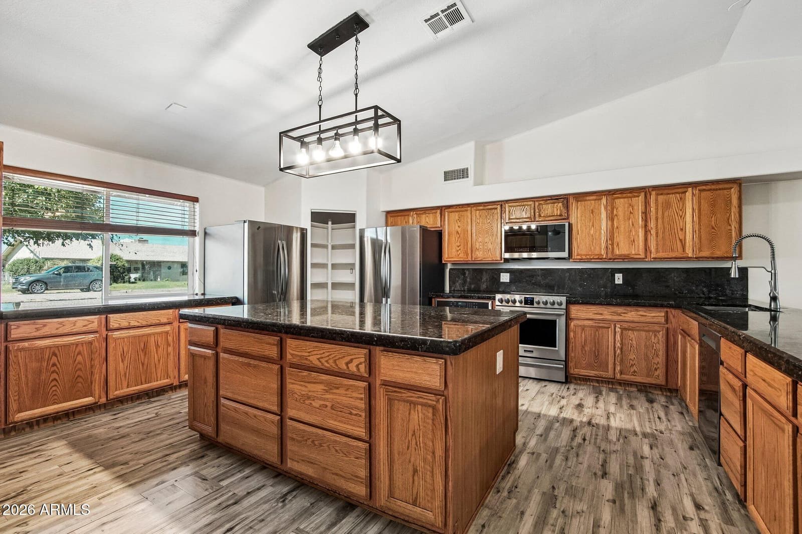 12137 E Bluebird Drive, Chandler, AZ 85286 — photo 3 of 30