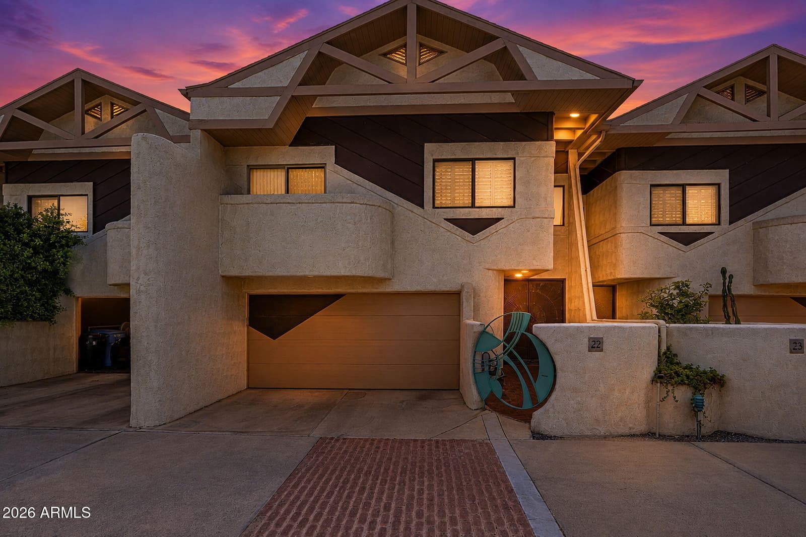 33 W Missouri Avenue 22, Phoenix, AZ 85013 — photo 1 of 19