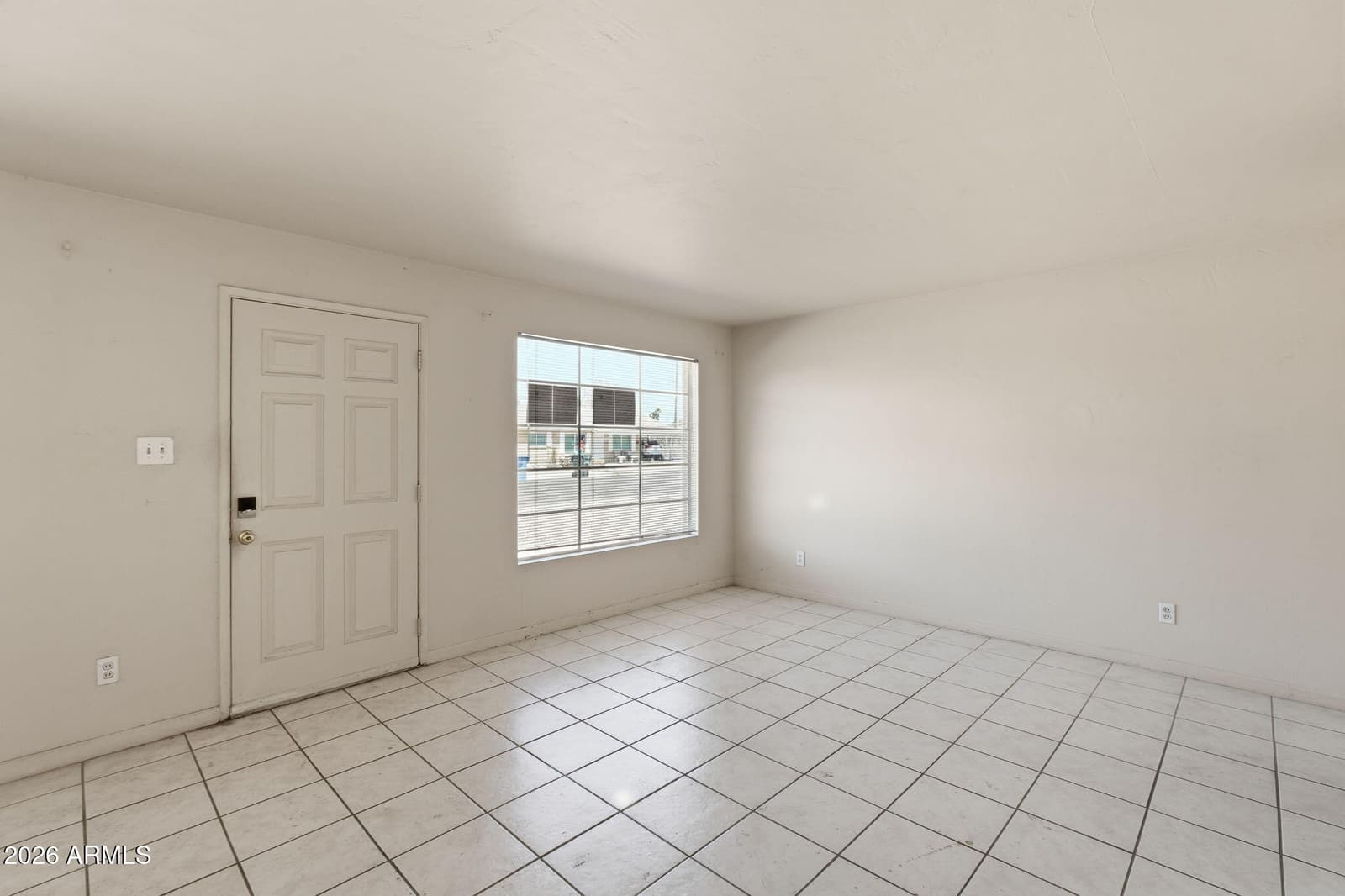 2743 W Ocotillo Road, Phoenix, AZ 85017 — photo 5 of 35