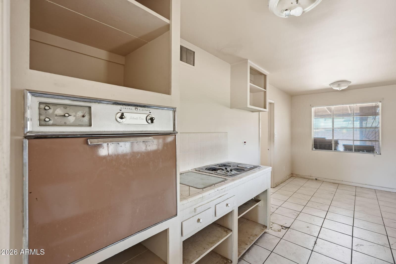 2743 W Ocotillo Road, Phoenix, AZ 85017 — photo 9 of 35