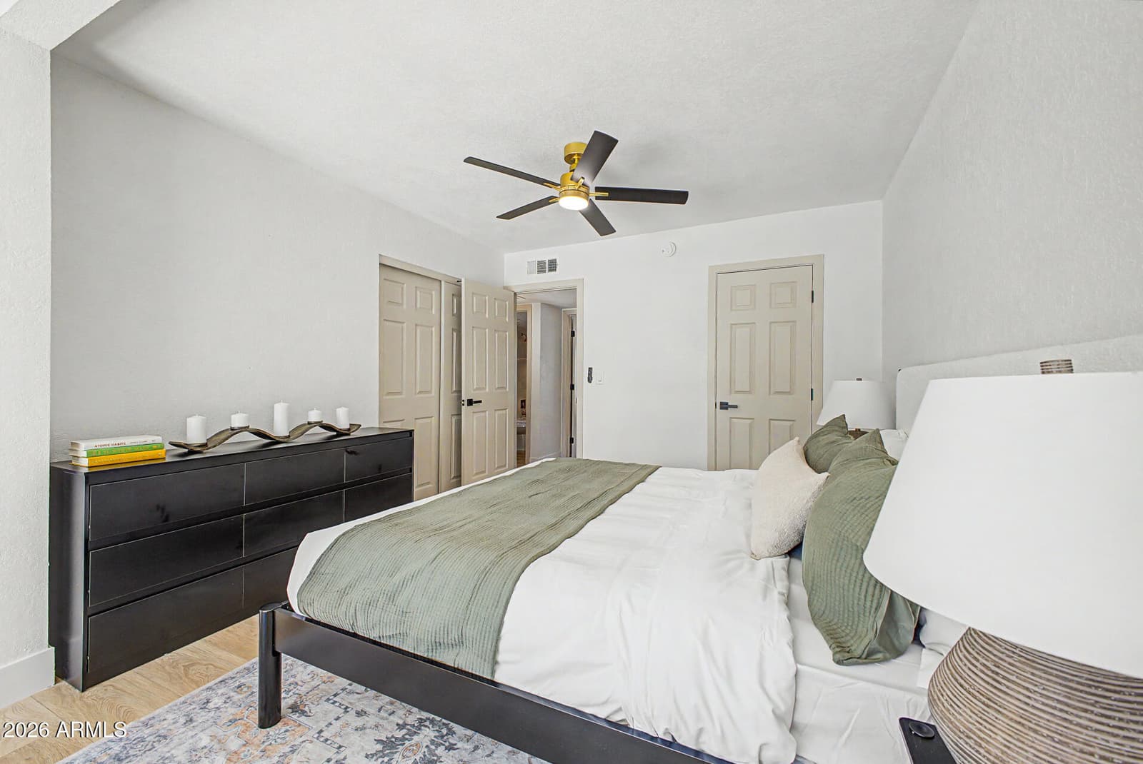 3305 E Saint John Road, Phoenix, AZ 85032 — photo 15 of 40