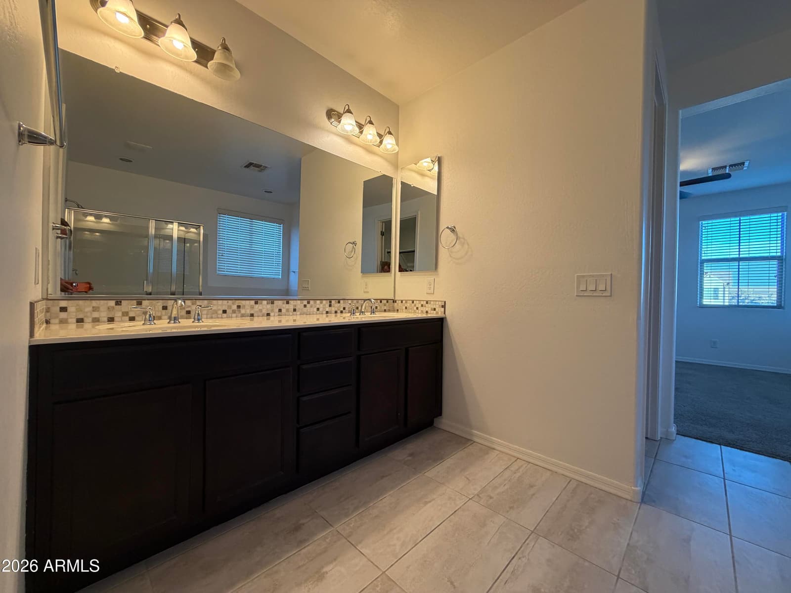 2275 S Agnes Lane, Gilbert, AZ 85295 — photo 13 of 25