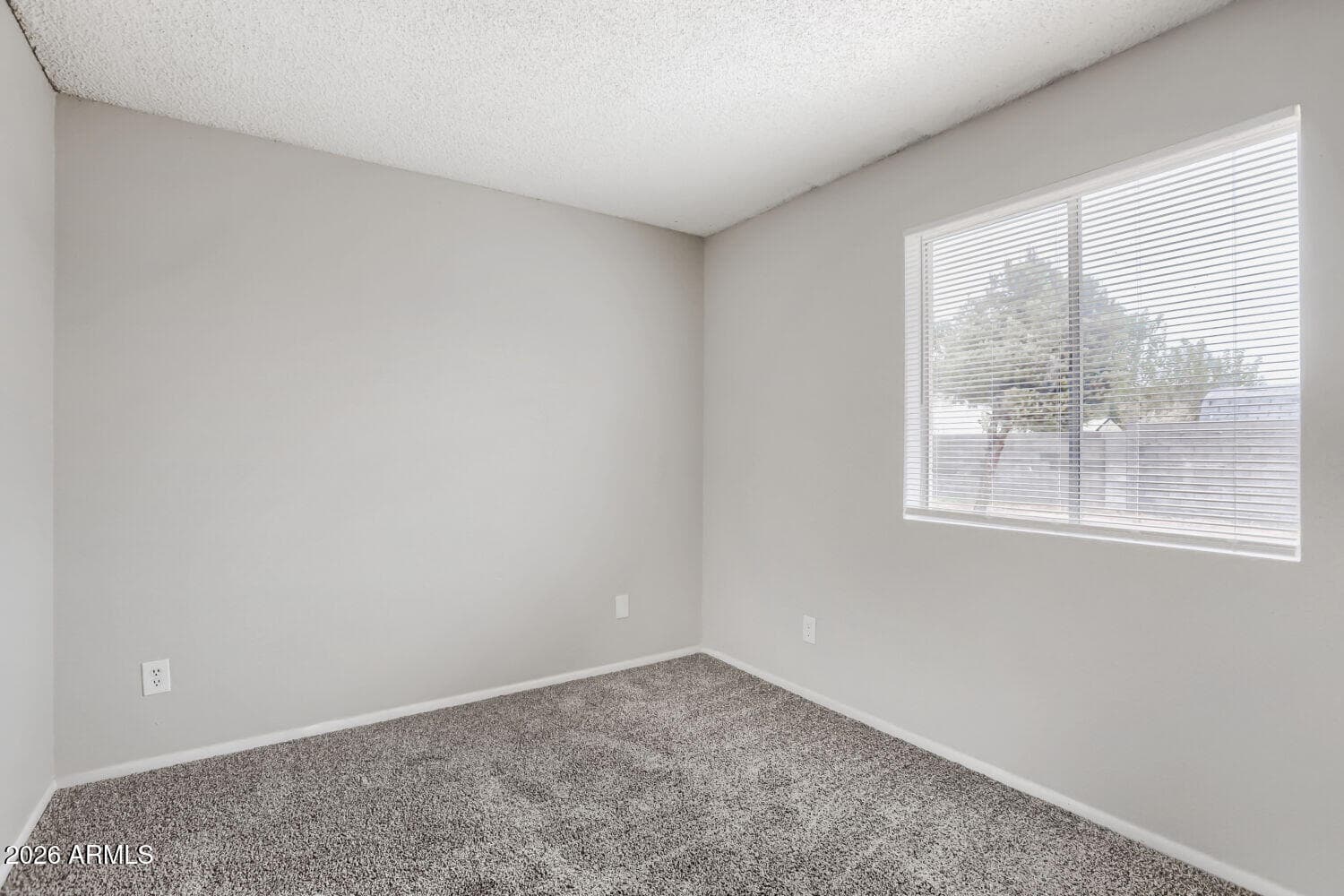 5515 N 72nd Avenue, Glendale, AZ 85303 — photo 18 of 29
