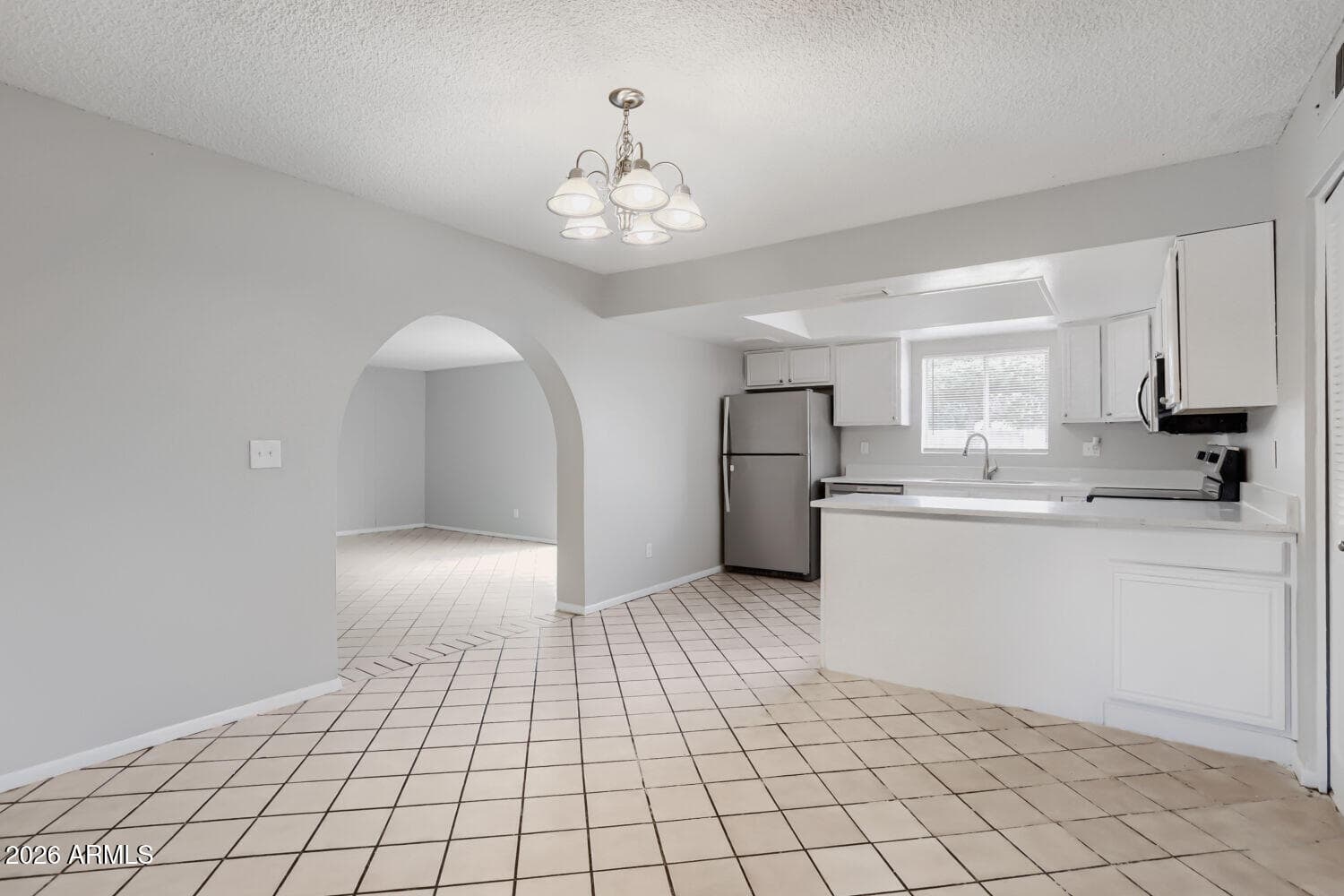 5515 N 72nd Avenue, Glendale, AZ 85303 — photo 12 of 29