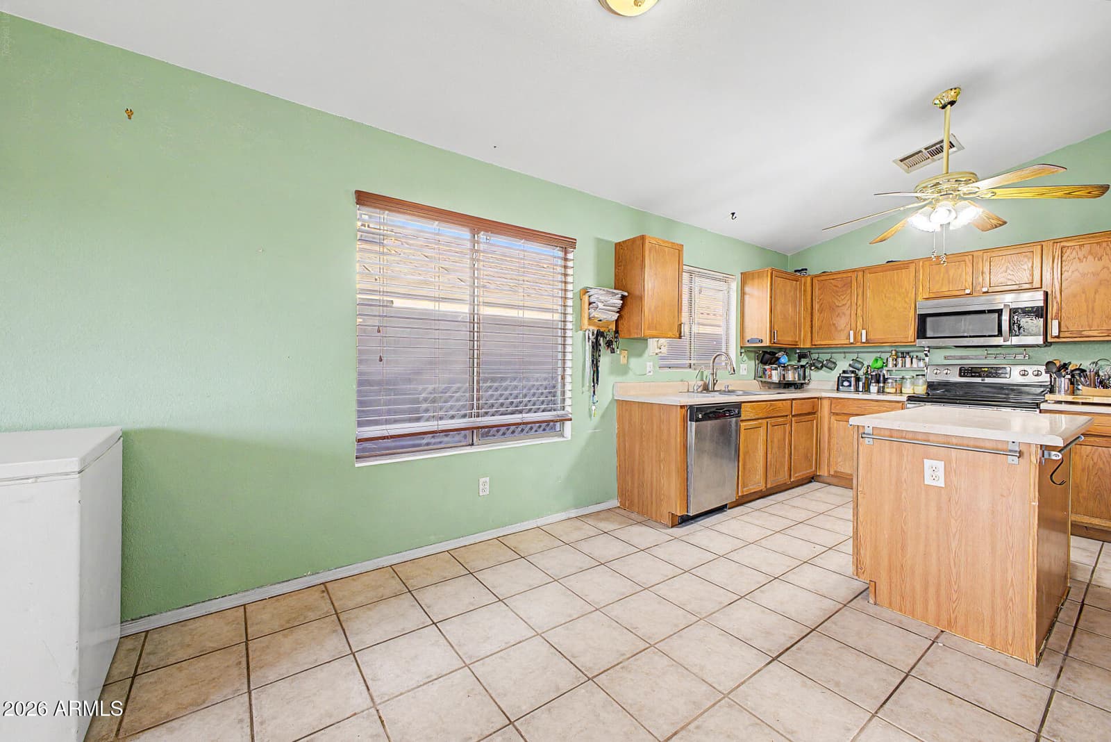 1096 E Graham Lane, Apache Junction, AZ 85119 — photo 22 of 46