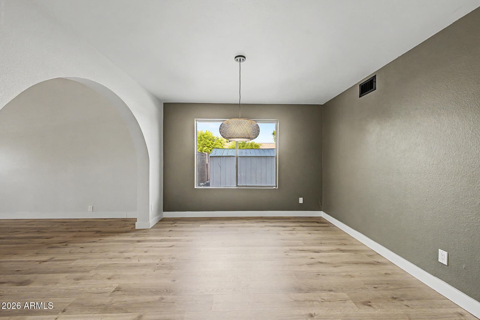 843 W Nido Avenue, Mesa, AZ 85210 — photo 16 of 53