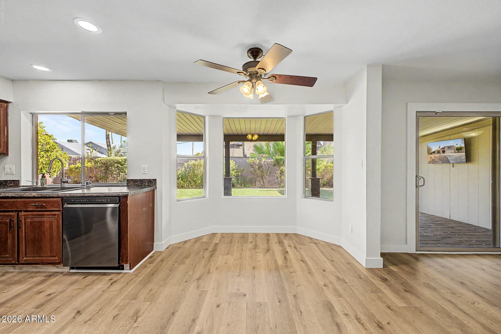 843 W Nido Avenue, Mesa, AZ 85210 — photo 24 of 53