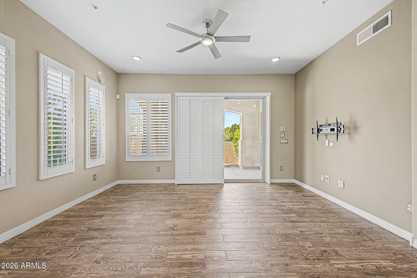 15550 S 5th Avenue 164, Phoenix, AZ 85045 — photo 12 of 31