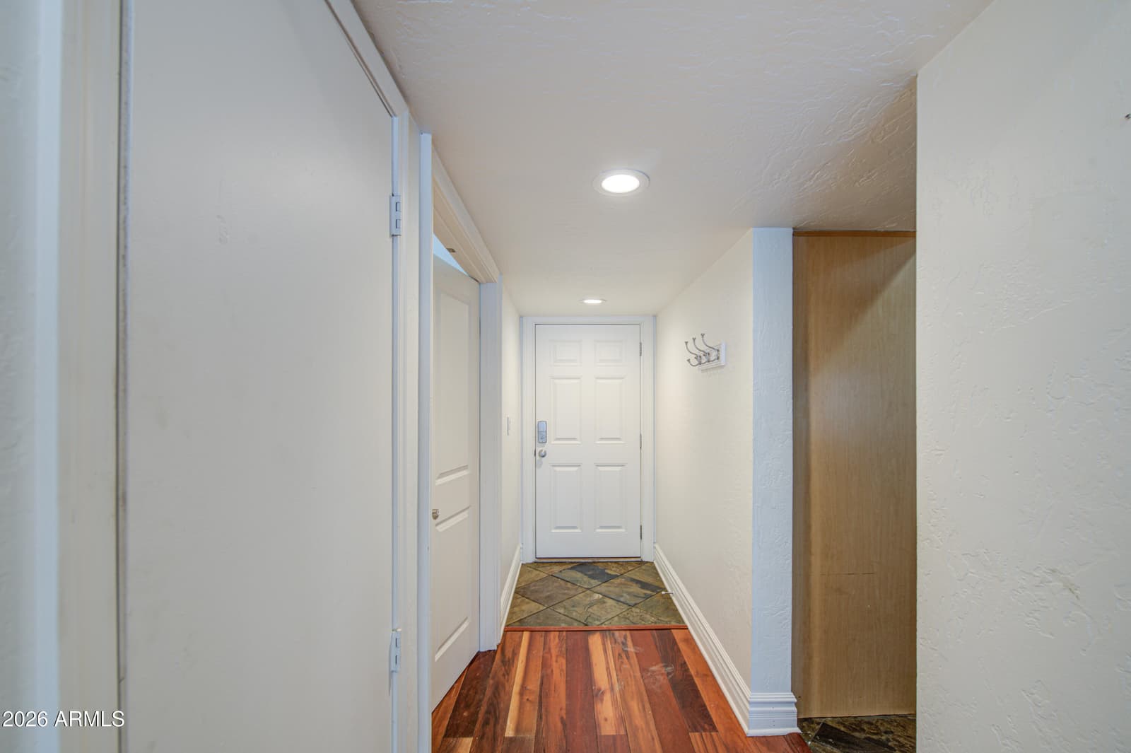 1530 S River Drive, Tempe, AZ 85281 — photo 4 of 32